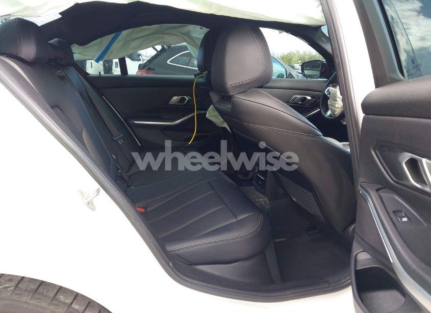 Photo 8 of 2022 Bmw 330i N/A (VIN 3MW5R1J07N8C62298)