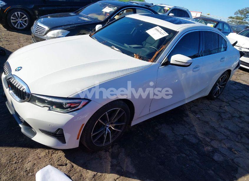 Photo 2 of 2020 Bmw 330i (VIN 3MW5R1J08L8B08826)
