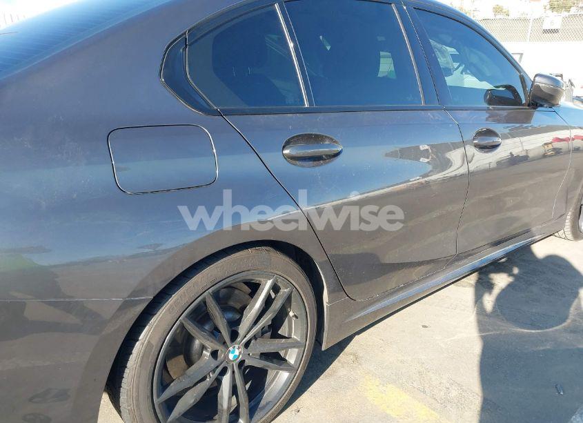 Photo 6 of 2021 Bmw 330i (VIN 3MW5R1J08M8B94401)