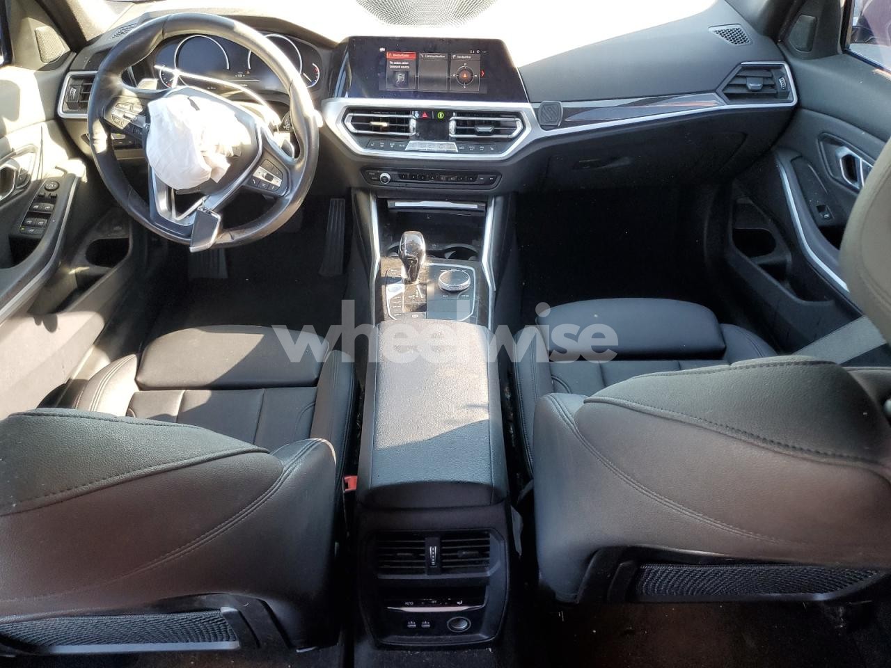 Photo 8 of 2020 BMW 330I (VIN 3MW5R1J09L8B19317)