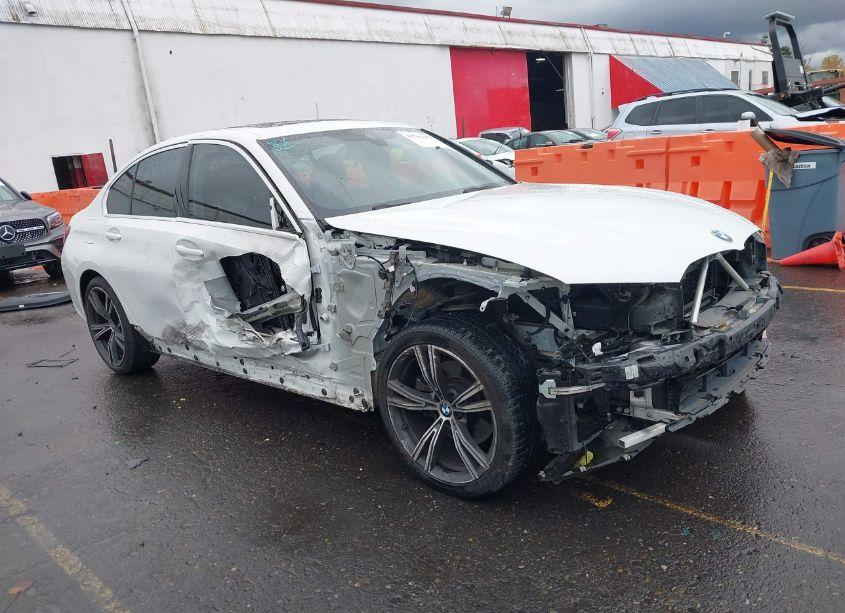 2021 Bmw 330i (VIN 3MW5R1J09M8C08421) main photo