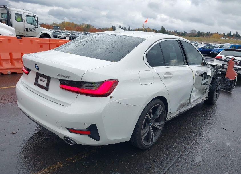 Photo 4 of 2021 Bmw 330i (VIN 3MW5R1J09M8C08421)