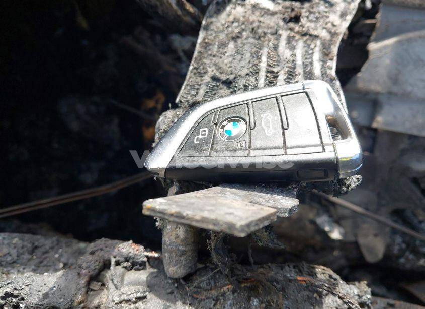 Photo 11 of 2020 Bmw 330i (VIN 3MW5R1J0XL8B10500)