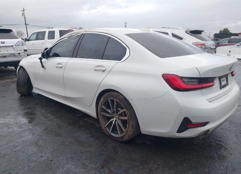 Photo 3 of 2020 Bmw 330i (VIN 3MW5R1J0XL8B18158)