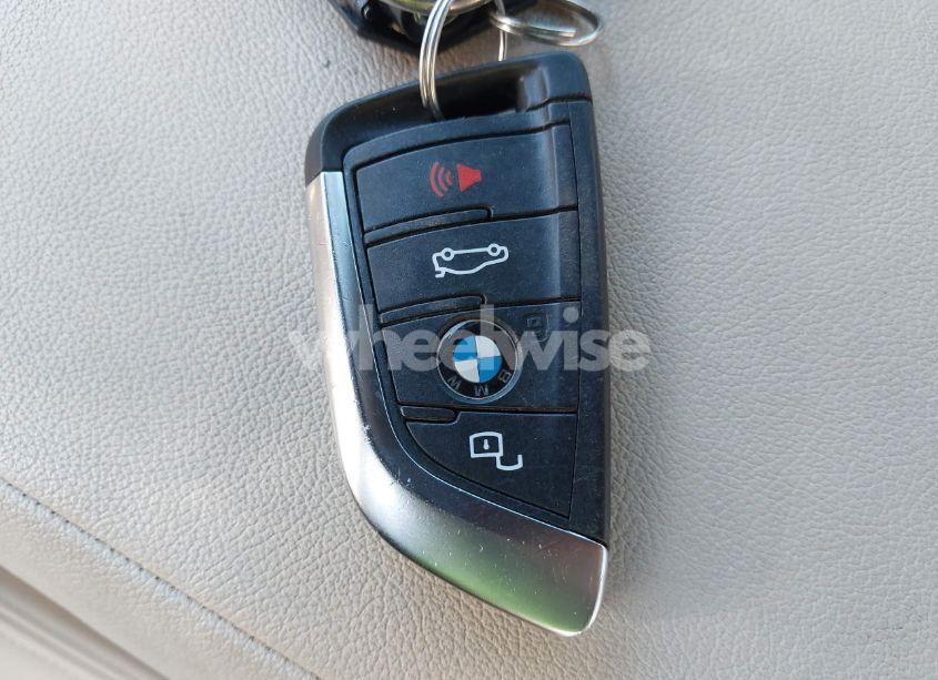 Photo 11 of 2021 Bmw 330i (VIN 3MW5R1J0XM8B69340)