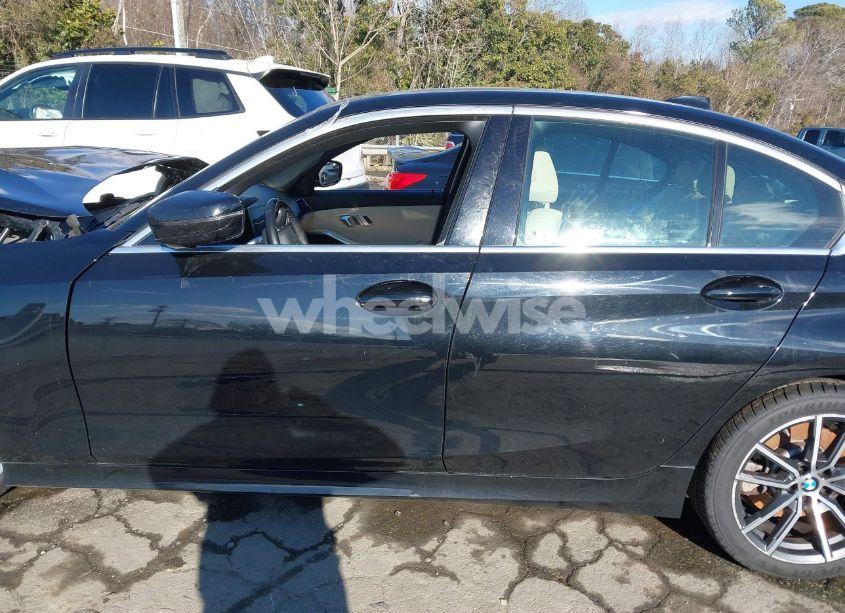 Photo 13 of 2019 Bmw 330i (VIN 3MW5R1J53K8A04397)