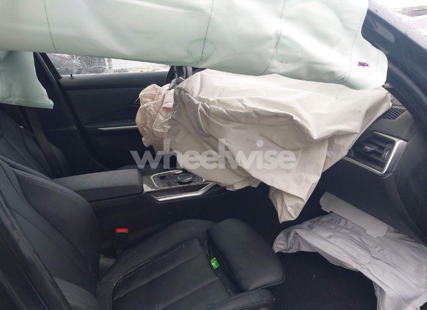 Photo 5 of 2020 Bmw 330i XDRIVE (VIN 3MW5R7J02L8B11434)