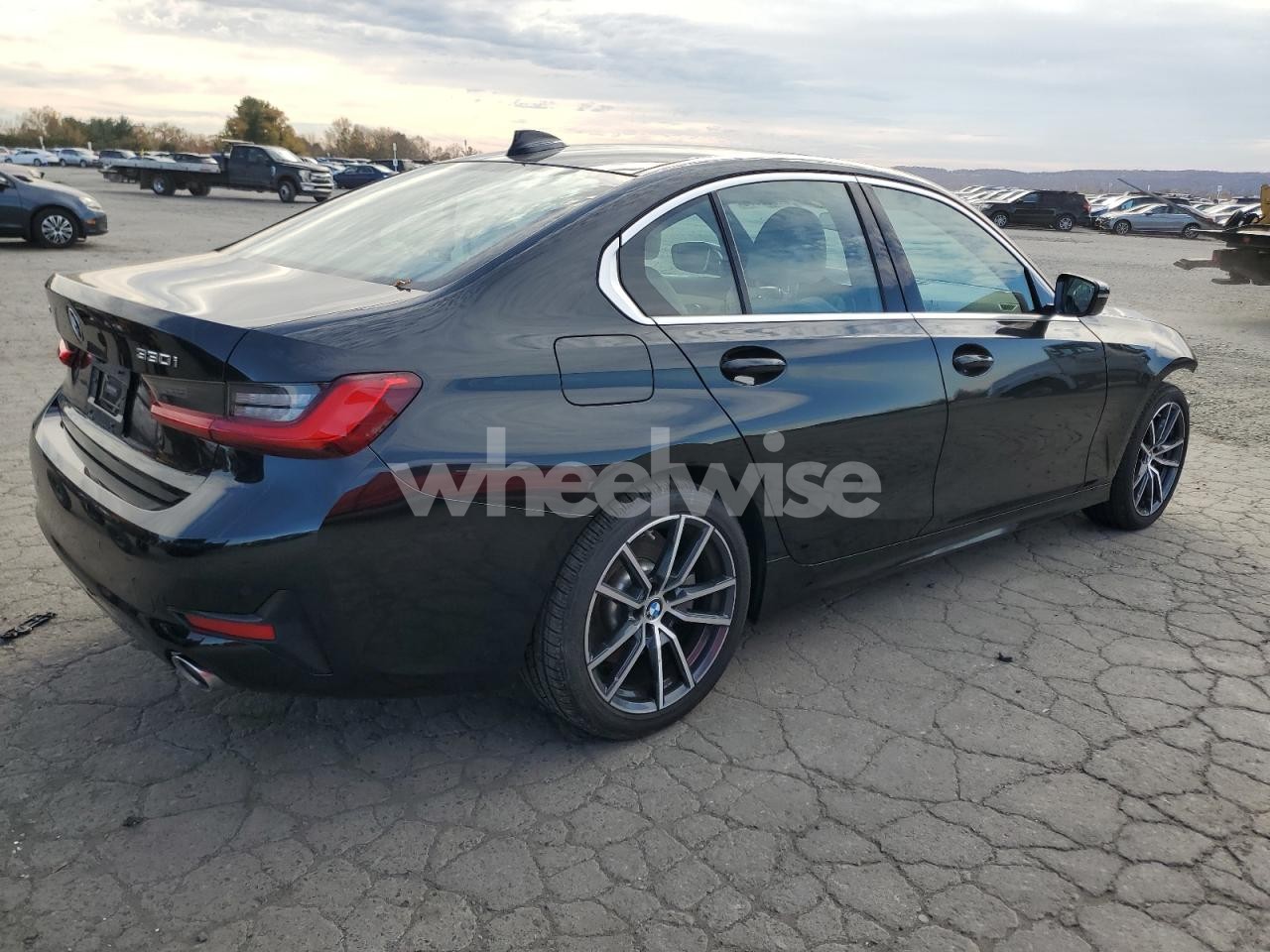Photo 3 of 2020 BMW 330XI (VIN 3MW5R7J03L8B15170)