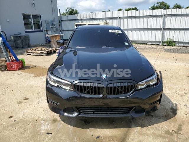 Photo 3 of 2021 BMW 330XI (VIN 3MW5R7J04M8B59292)