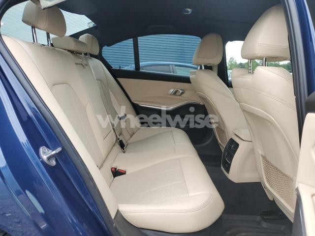 Photo 10 of 2022 BMW 330XI (VIN 3MW5R7J07N8C58710)