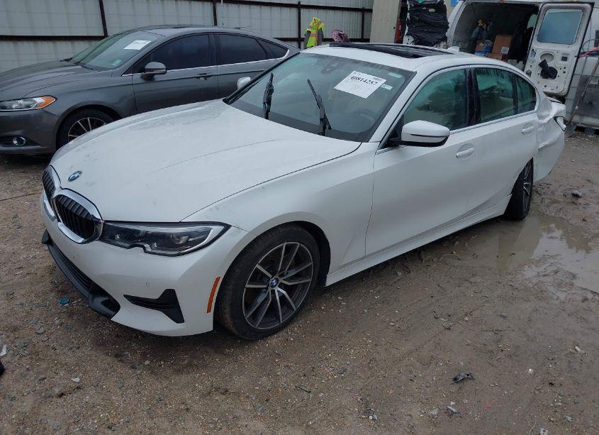 Photo 2 of 2020 Bmw 330i XDRIVE (VIN 3MW5R7J08L8B05797)