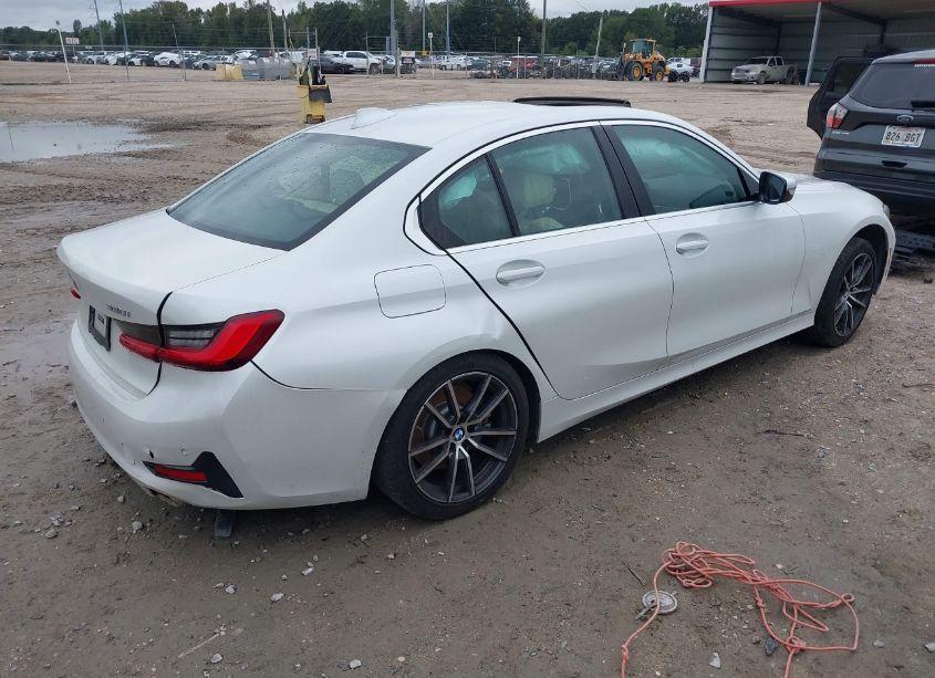 Photo 4 of 2020 Bmw 330i XDRIVE (VIN 3MW5R7J08L8B05797)