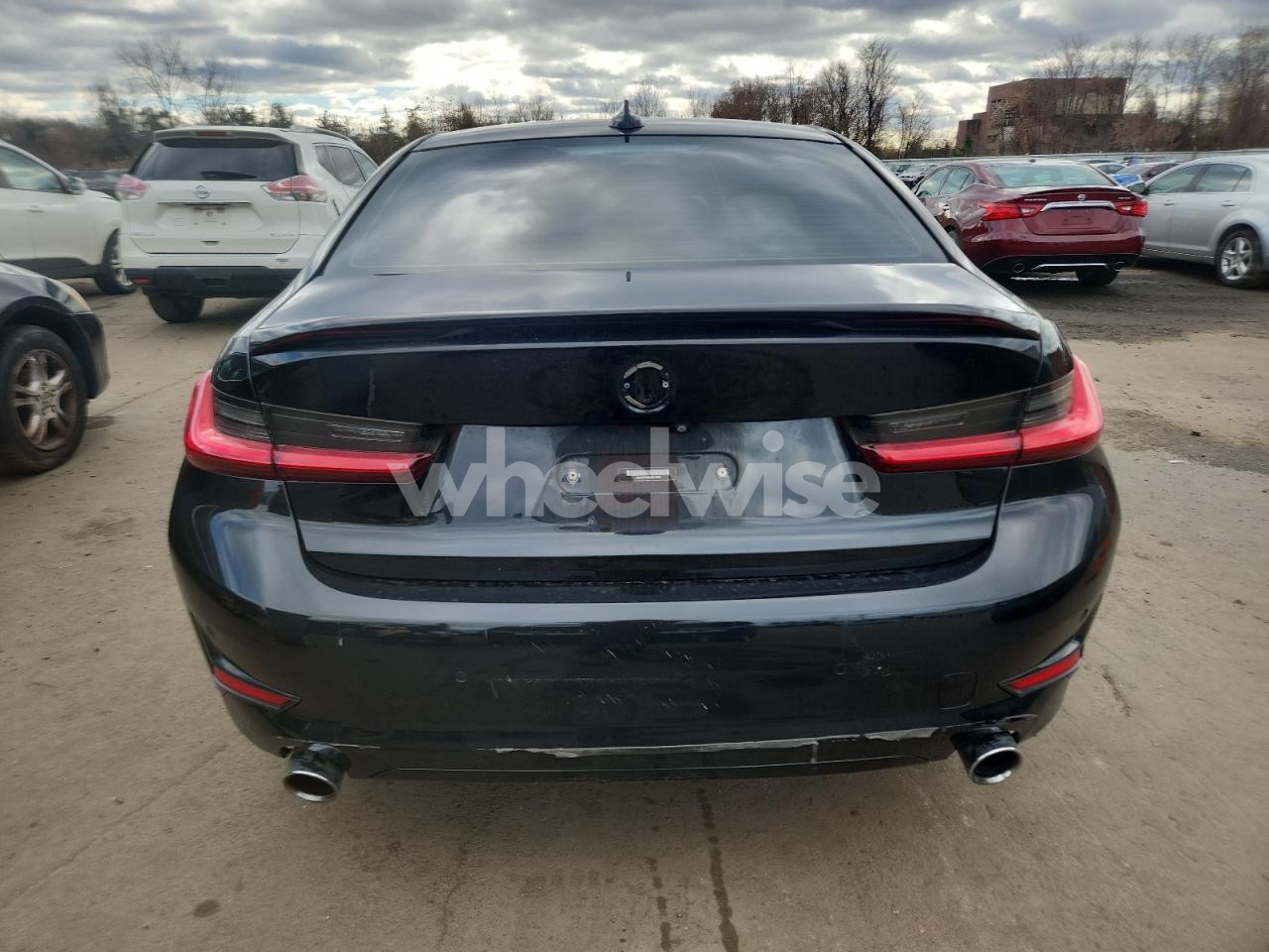 Photo 6 of 2020 BMW 330XI (VIN 3MW5R7J08L8B14242)