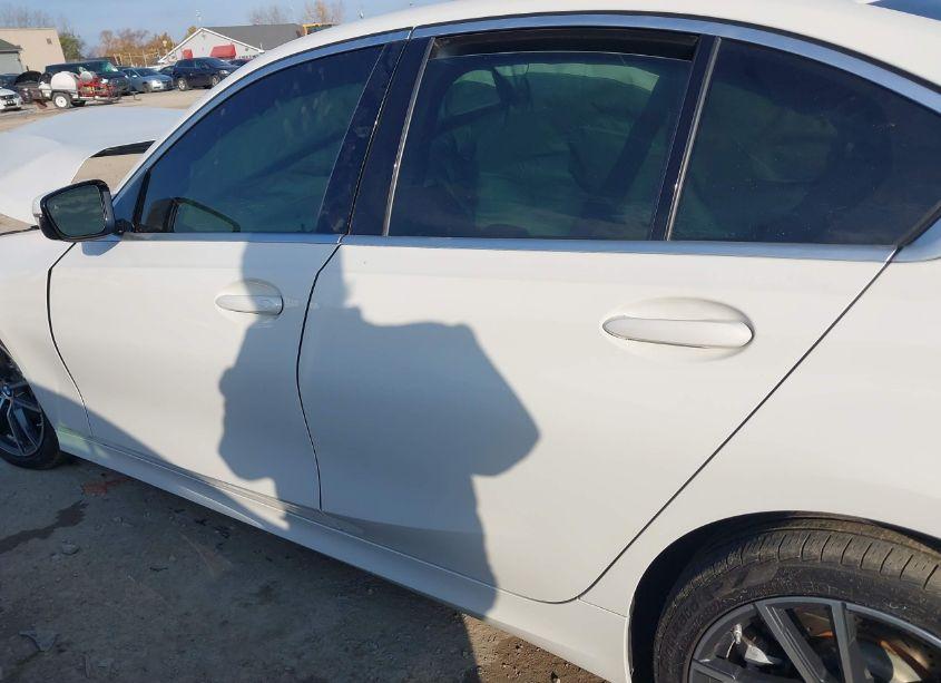 Photo 14 of 2019 Bmw 330i XDRIVE (VIN 3MW5R7J58K8B03512)