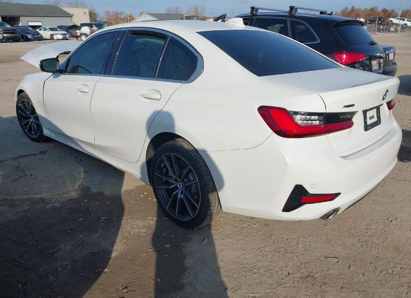 Photo 3 of 2019 Bmw 330i XDRIVE (VIN 3MW5R7J58K8B03512)