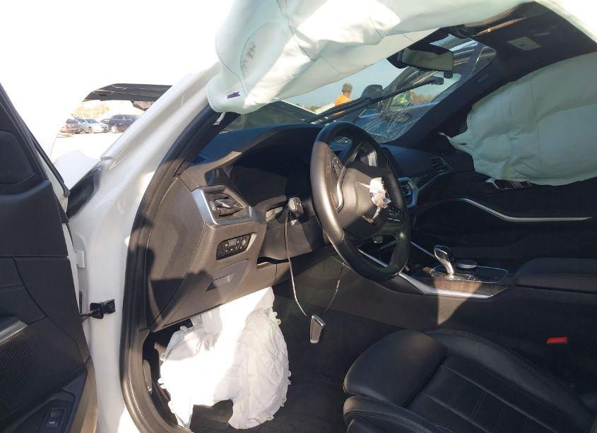 Photo 5 of 2019 Bmw 330i XDRIVE (VIN 3MW5R7J58K8B03512)