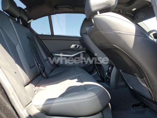 2022 BMW M340I (VIN 3MW5U7J04N8C47288) main photo