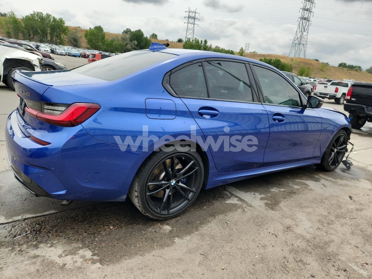 Photo 3 of 2022 BMW M340XI (VIN 3MW5U9J02N8C33952)