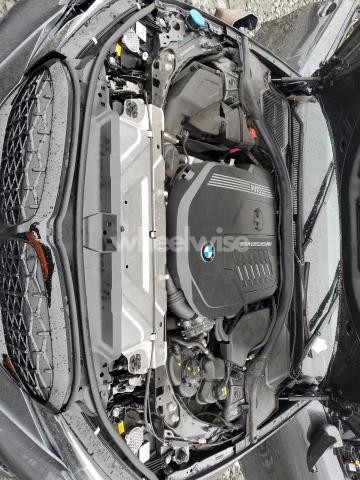 Photo 2 of 2022 BMW M340XI (VIN 3MW5U9J09N8C24035)