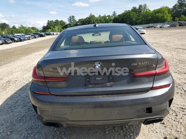 Photo 3 of 2022 BMW M340XI (VIN 3MW5U9J09N8C34421)