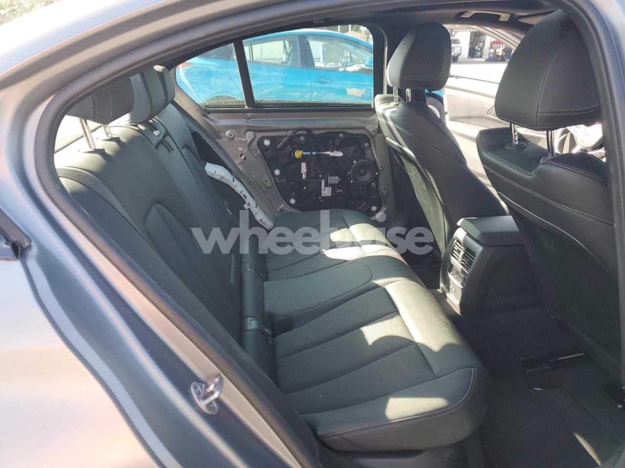 Photo 10 of 2025 BMW 330I (VIN 3MW69CW00S8F40432)