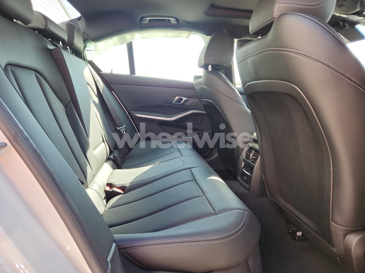 Photo 10 of 2025 BMW 330I (VIN 3MW69CW01S8F02000)