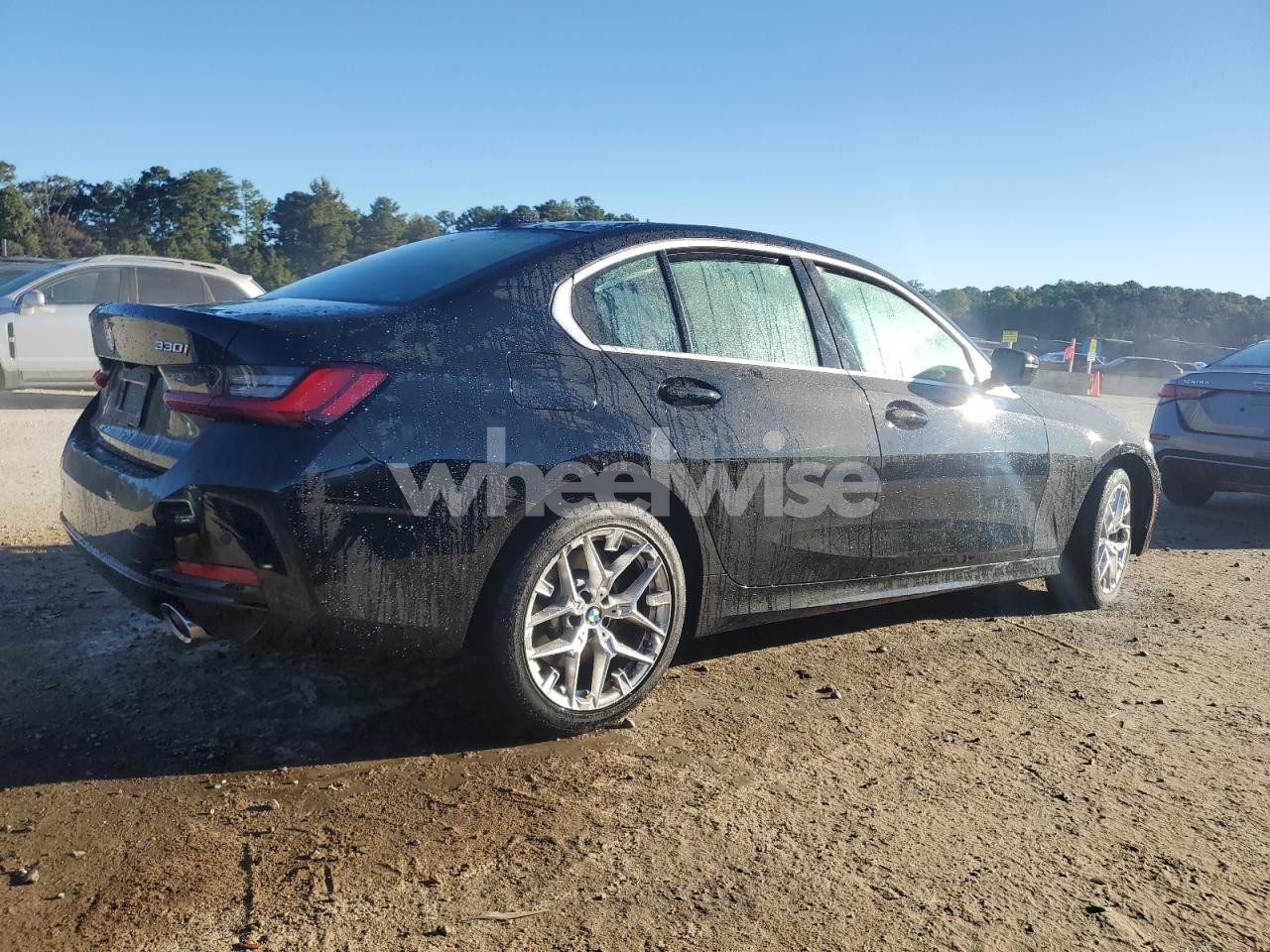 Photo 3 of 2025 BMW 330I (VIN 3MW69CW01S8F10470)