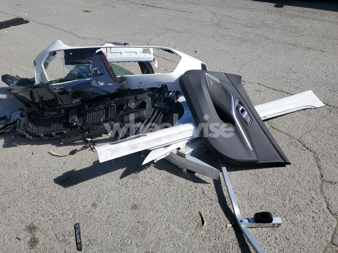 Photo 12 of 2025 BMW 330I (VIN 3MW69CW03S8F22233)