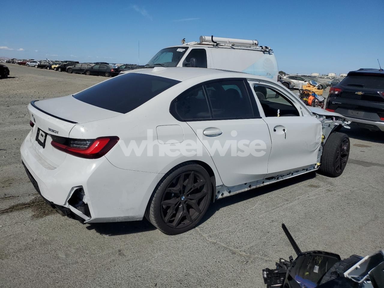 Photo 3 of 2025 BMW 330I (VIN 3MW69CW03S8F22233)