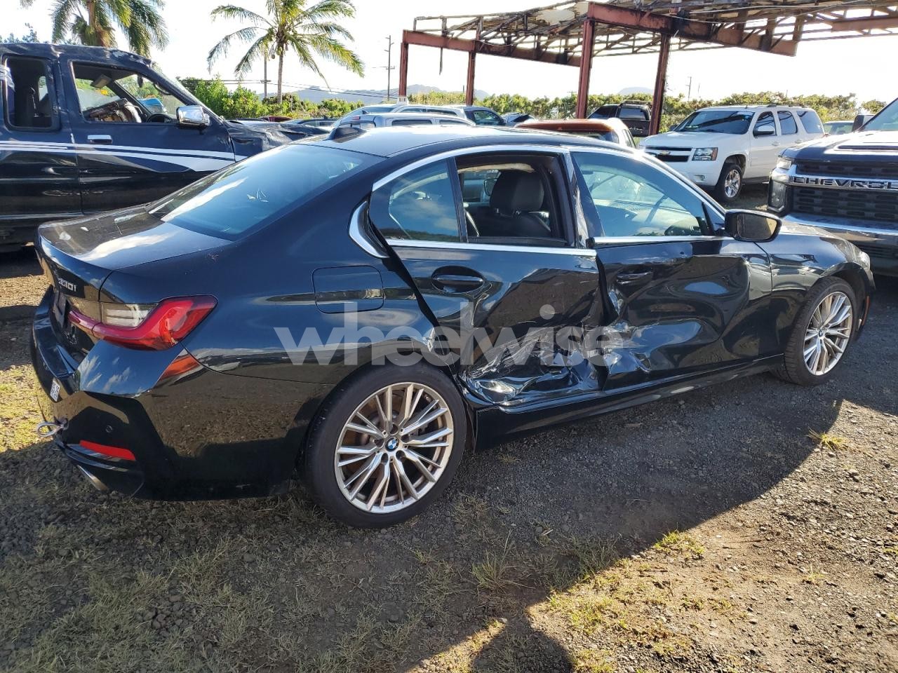 Photo 3 of 2024 BMW 330I (VIN 3MW69FF04R8E40023)