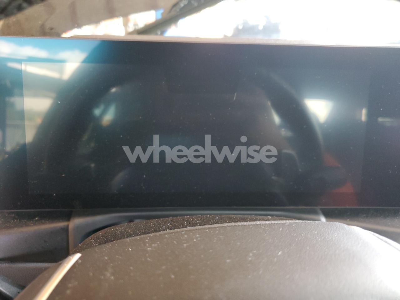 Photo 9 of 2024 BMW 330I (VIN 3MW69FF04R8E40023)