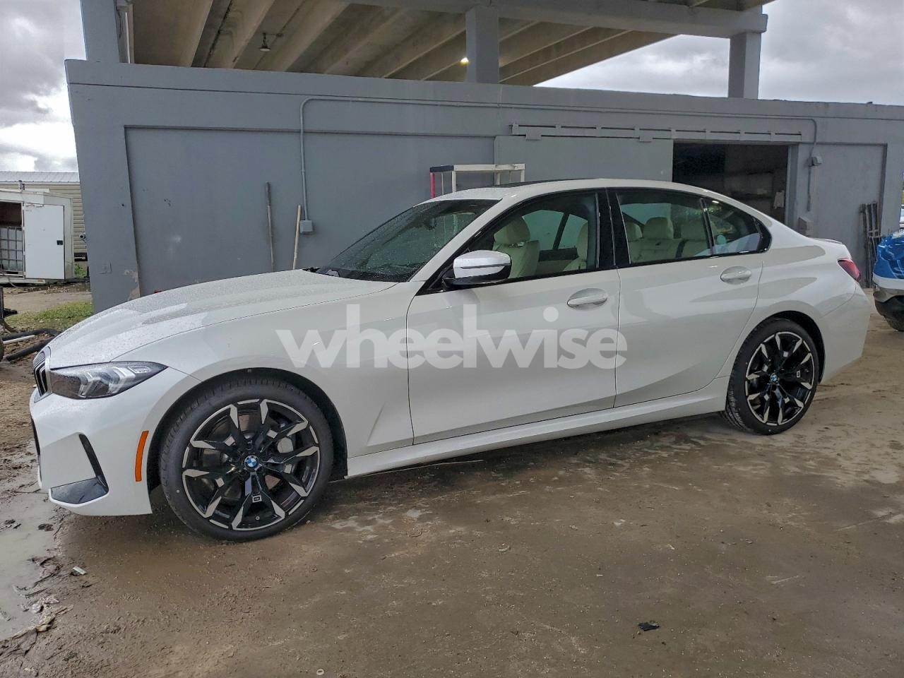 2026 BMW 330XI (VIN 3MW89CW01T8F96955) main photo