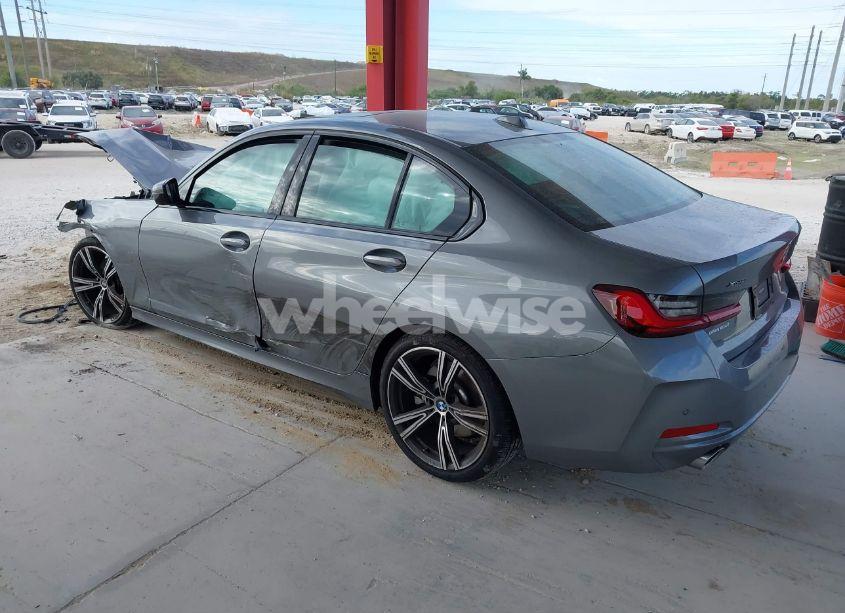 Photo 3 of 2023 Bmw 330i XDRIVE (VIN 3MW89FF00P8D00217)