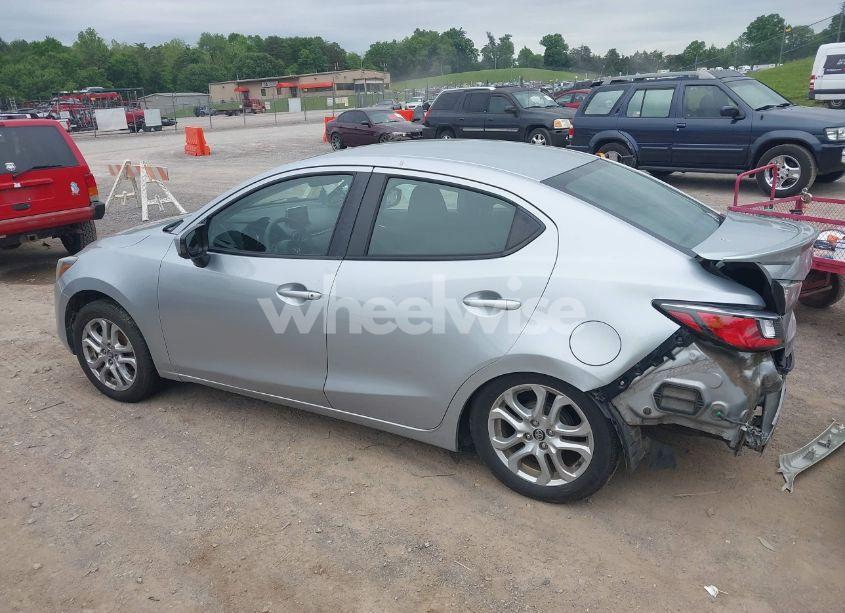 Photo 13 of 2017 Toyota Yaris IA (VIN 3MYDLBYV0HY166400)