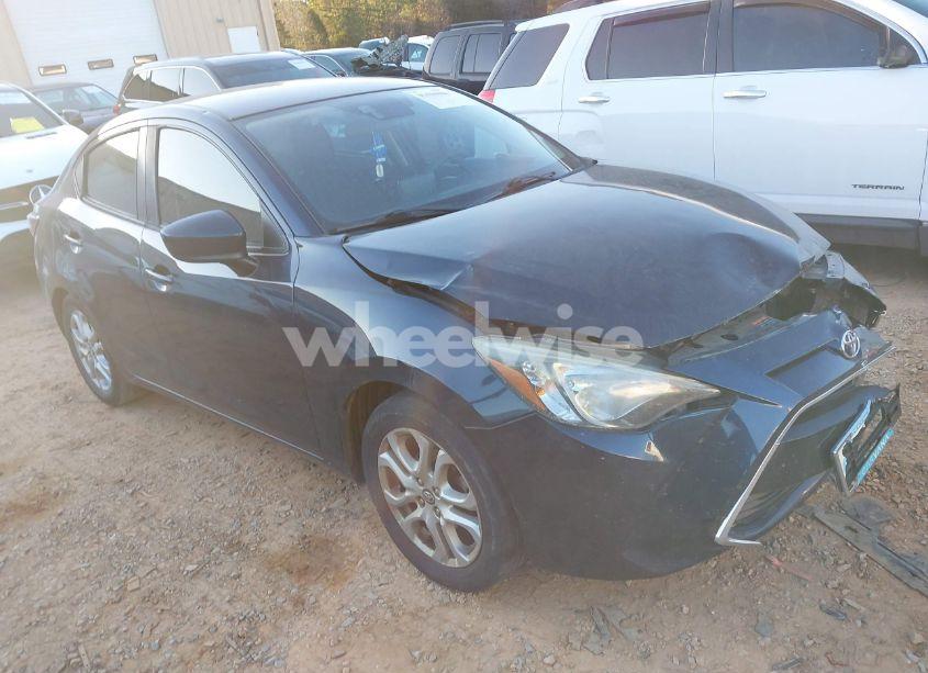 2017 Toyota Yaris IA (VIN 3MYDLBYV0HY190390) main photo