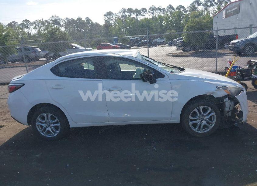 Photo 13 of 2018 Toyota Yaris IA (VIN 3MYDLBYV0JY308654)