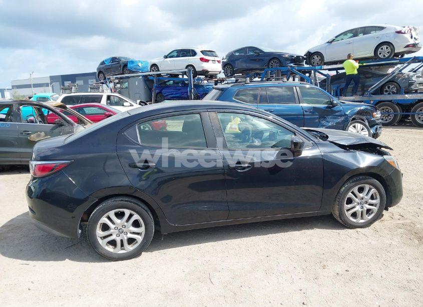 Photo 13 of 2018 Toyota Yaris IA (VIN 3MYDLBYV0JY313028)