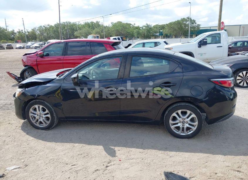 Photo 14 of 2018 Toyota Yaris IA (VIN 3MYDLBYV0JY313028)