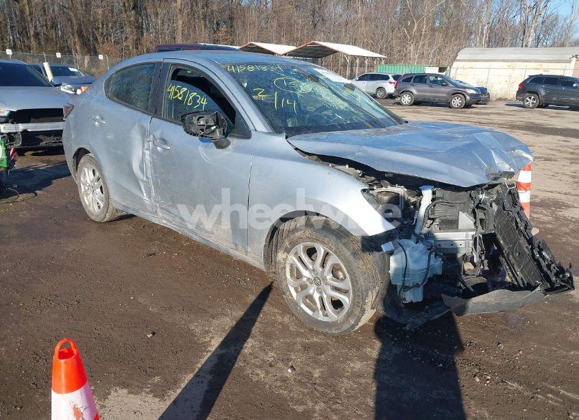 2017 Toyota Yaris IA (VIN 3MYDLBYV1HY157298) main photo