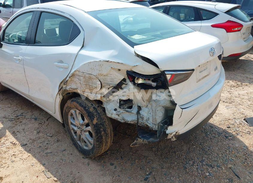 Photo 6 of 2017 Toyota Yaris IA (VIN 3MYDLBYV1HY158919)