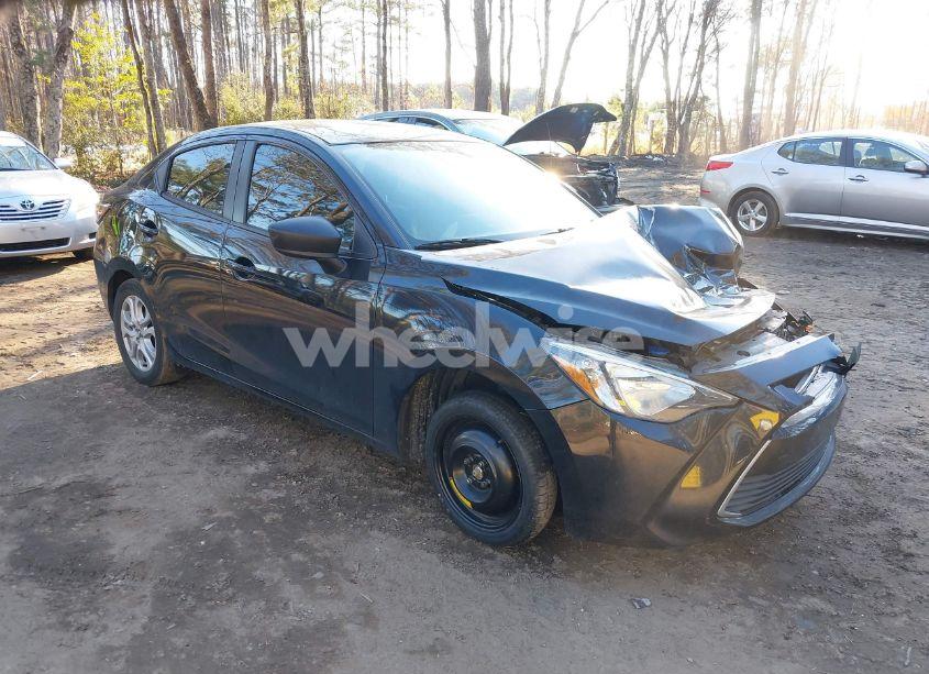 2017 Toyota Yaris IA (VIN 3MYDLBYV1HY185568) main photo