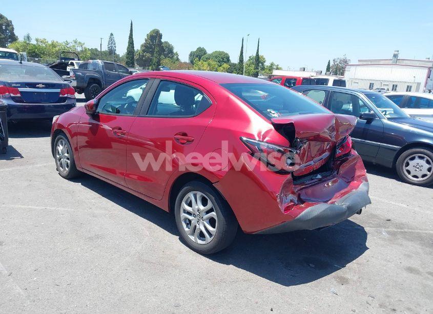 Photo 3 of 2018 Toyota Yaris IA (VIN 3MYDLBYV1JY309750)