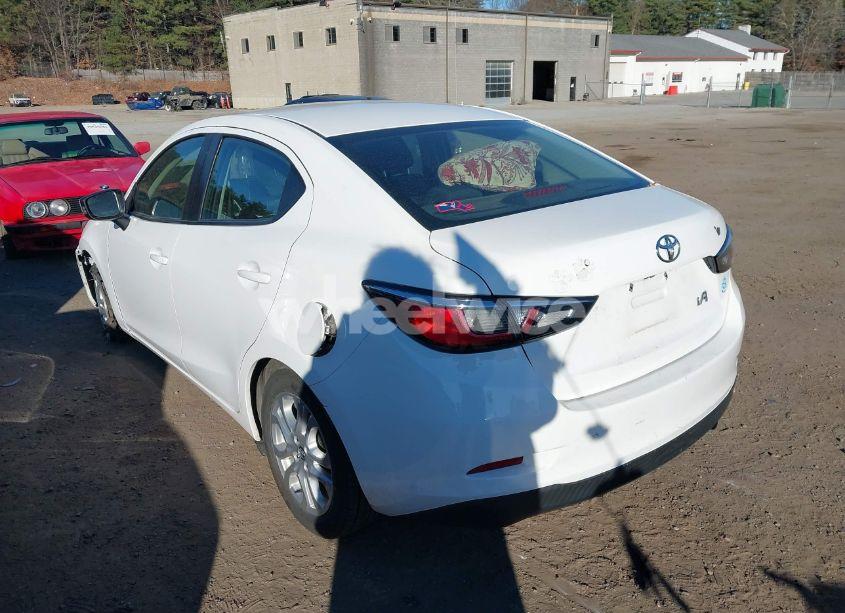 Photo 13 of 2018 Toyota Yaris IA (VIN 3MYDLBYV1JY330016)