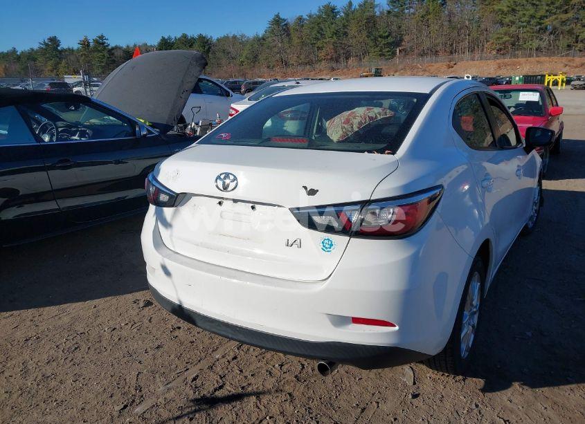 Photo 15 of 2018 Toyota Yaris IA (VIN 3MYDLBYV1JY330016)