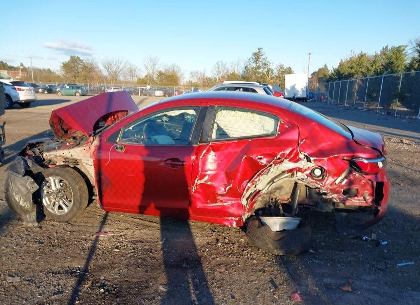 Photo 14 of 2018 Toyota Yaris IA (VIN 3MYDLBYV2JY313712)