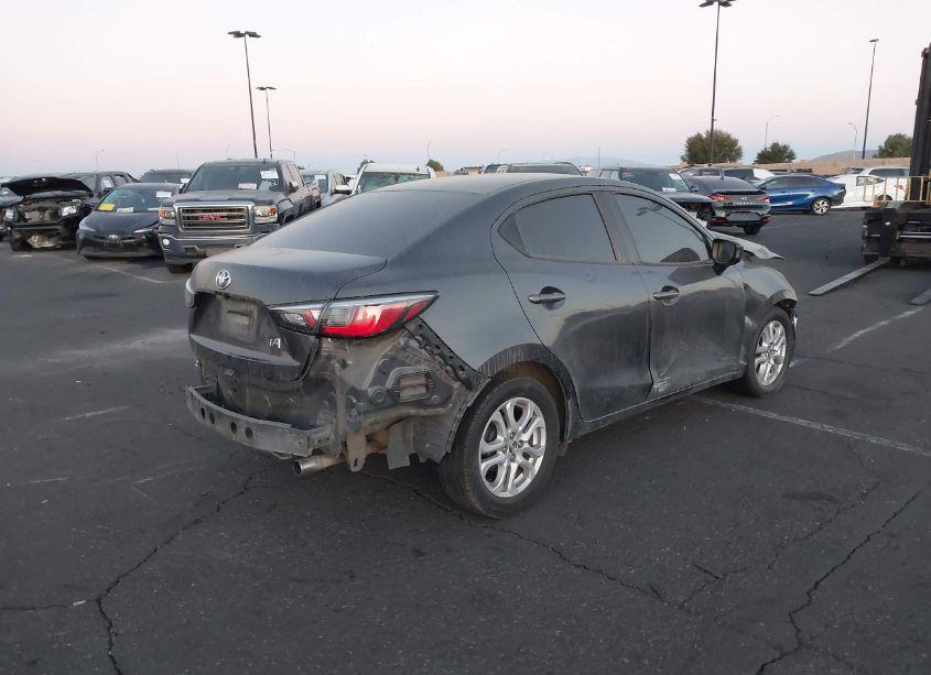 Photo 14 of 2018 Toyota Yaris IA (VIN 3MYDLBYV2JY317744)