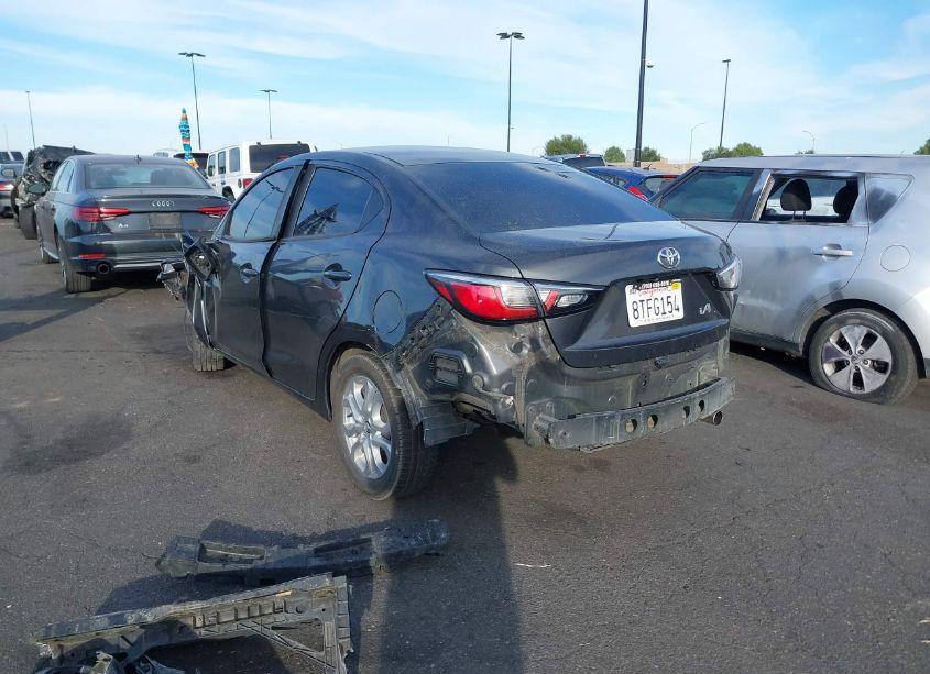 Photo 15 of 2018 Toyota Yaris IA (VIN 3MYDLBYV2JY317744)