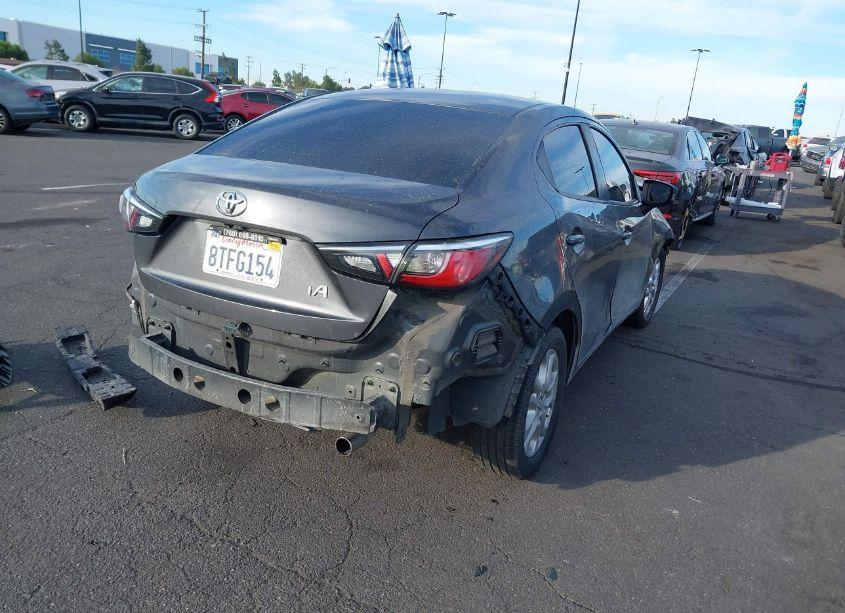 Photo 4 of 2018 Toyota Yaris IA (VIN 3MYDLBYV2JY317744)