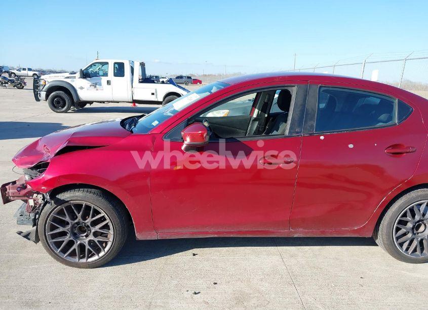 Photo 15 of 2018 Toyota Yaris IA (VIN 3MYDLBYV2JY328310)