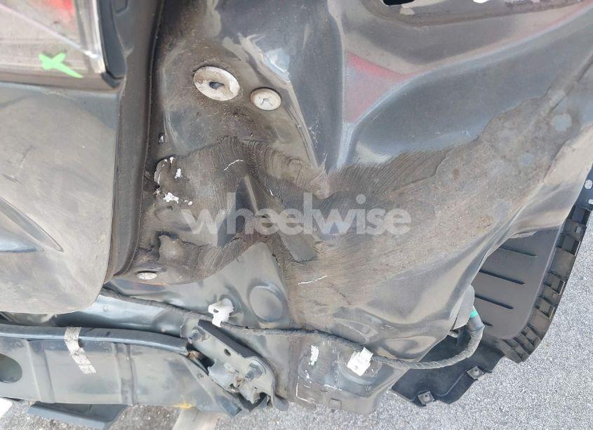 Photo 15 of 2019 Toyota Yaris LE (VIN 3MYDLBYV2KY503513)